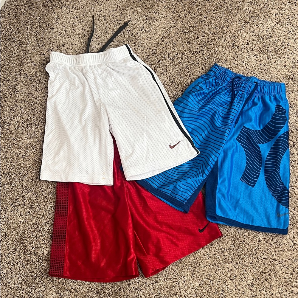 Nike Kids Shorts Trio - White, Blue, Red
